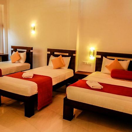 Queens Lodge Kandy Eksteriør billede