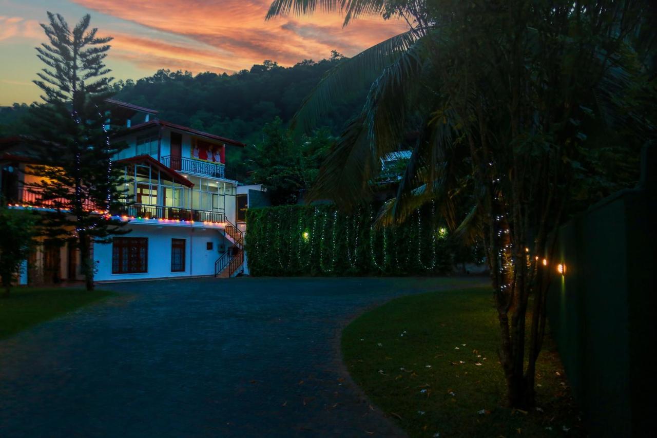 Queens Lodge Kandy Eksteriør billede